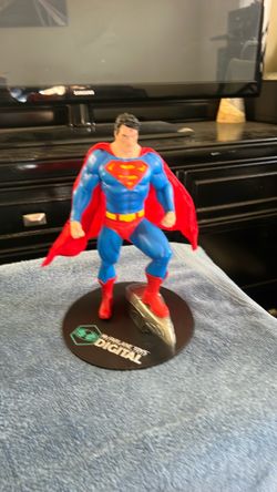McFarlane Superman statue figure
