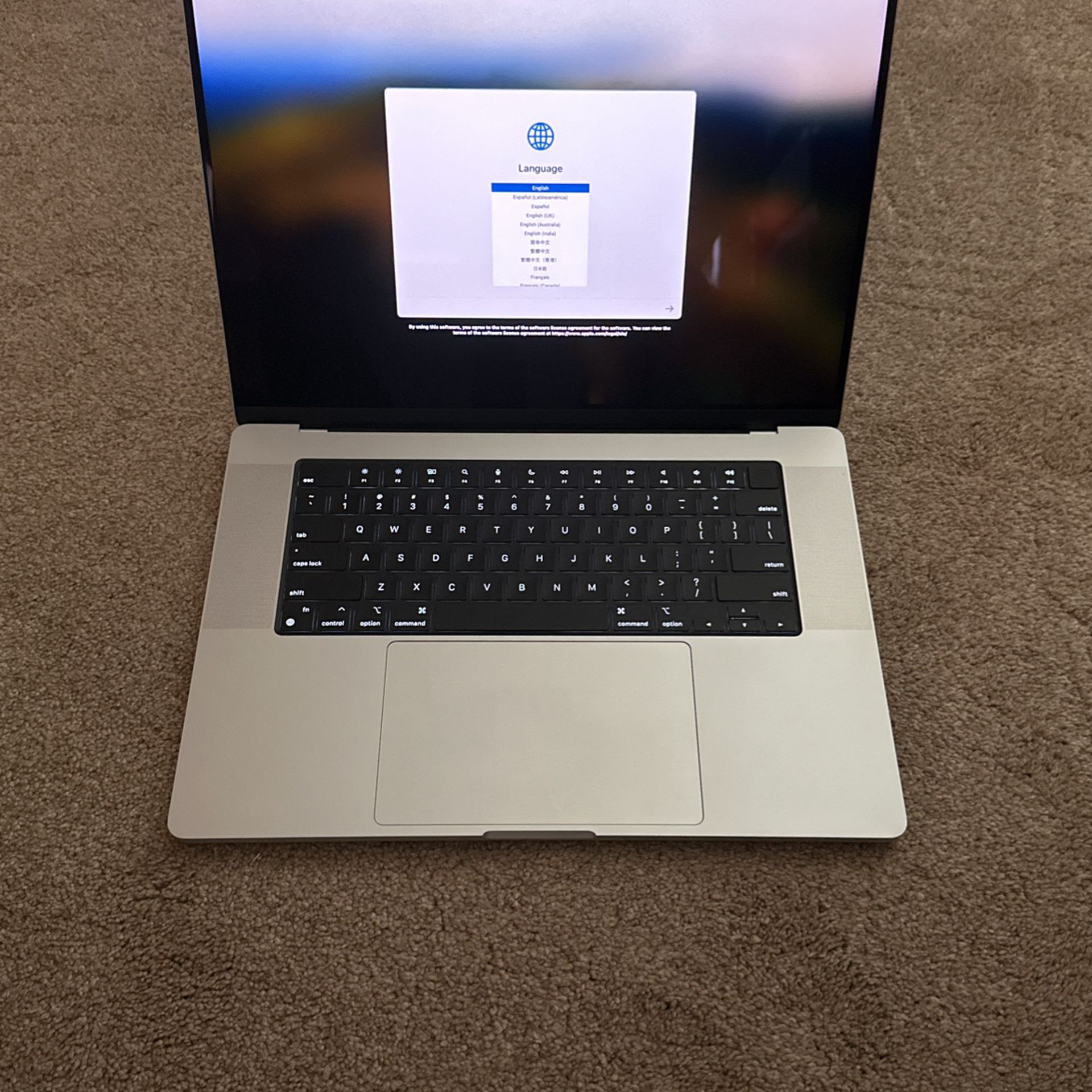 MacBook Pro 16 Inch ; M3 Max;48 Gb Ram