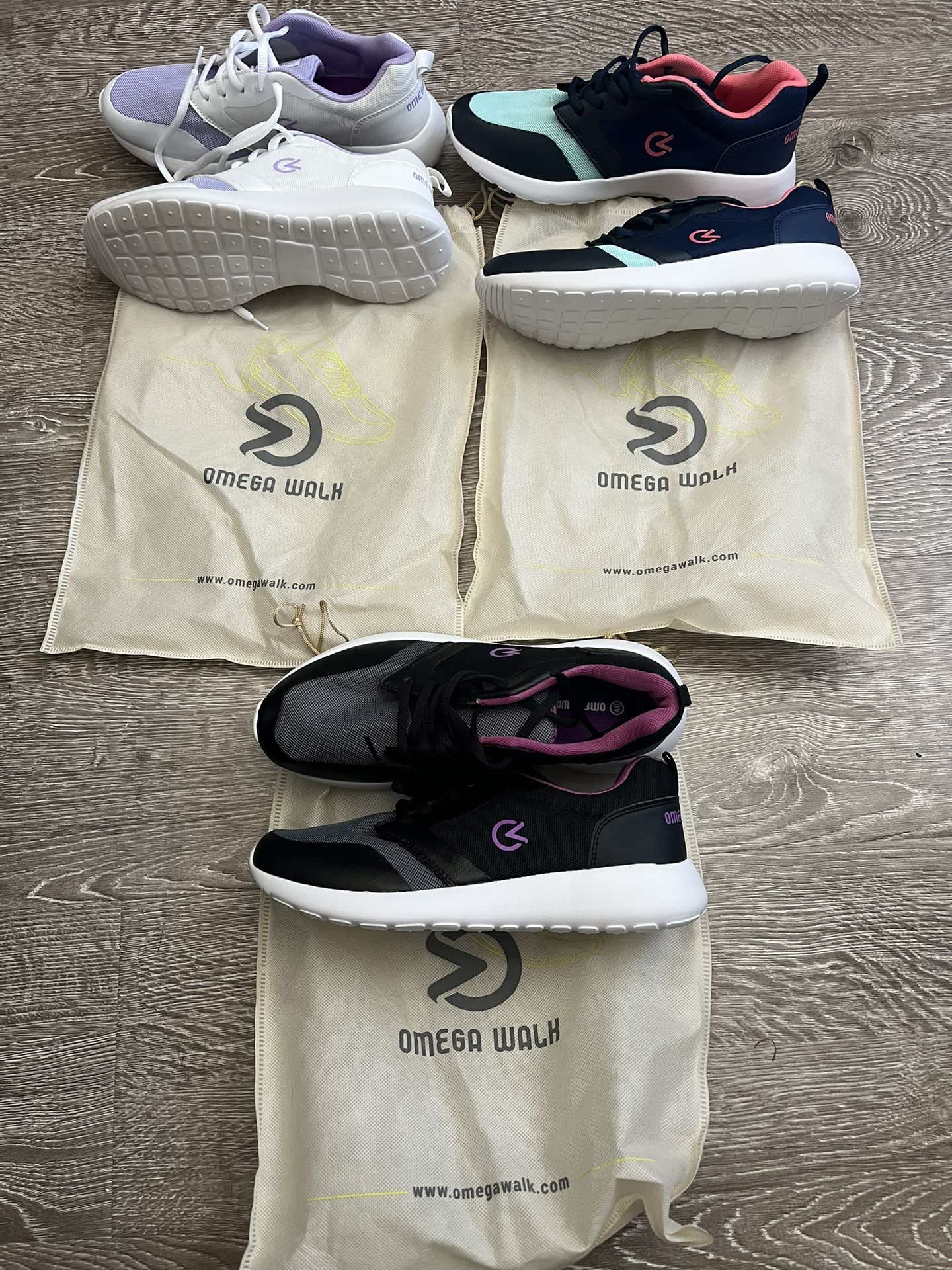 New- Omega Walk Shoes-Women size 9