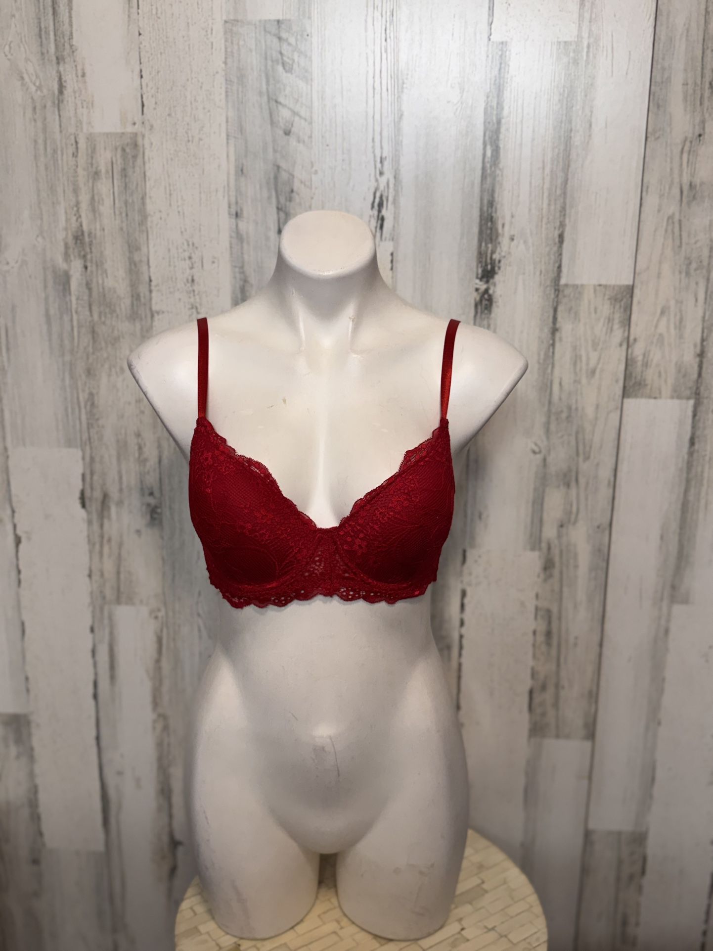 Just Be Red Lace Underwire Bra  Size 34C