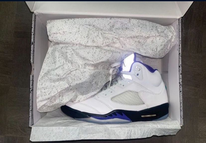 Jordan 5s Dark Concord 11.5 Men.     110$