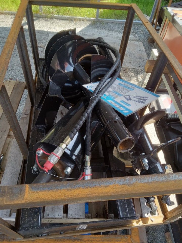 Skid Steer Hydraulic Auger Attachment. New!