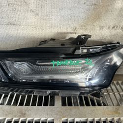 Headlight Traverse 2023