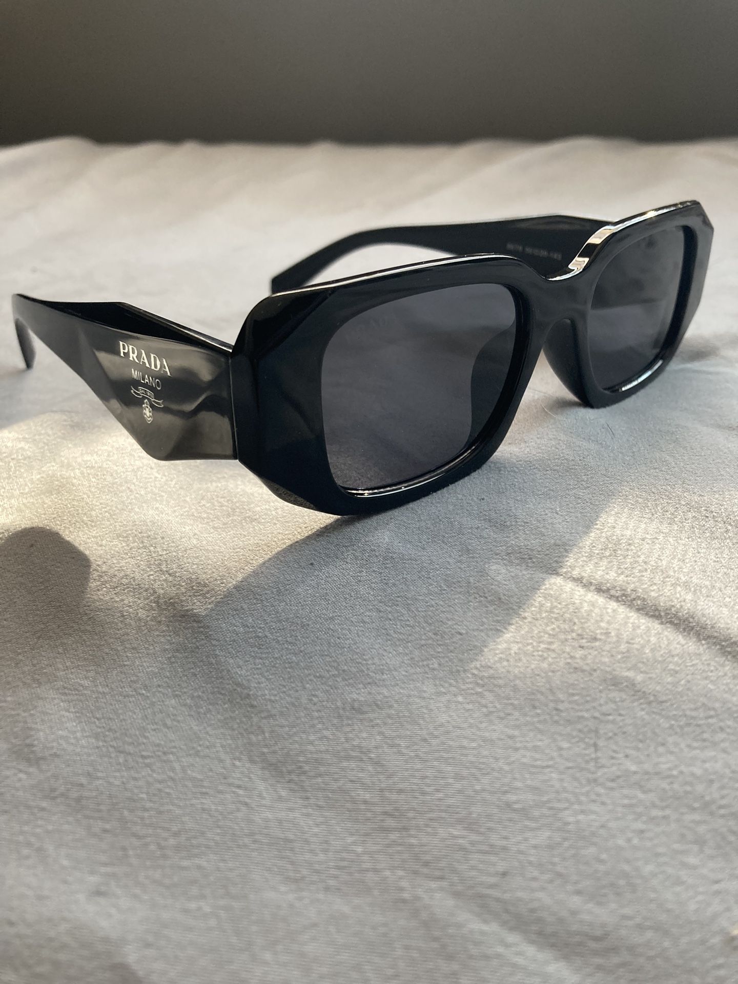 PRADA SUNGLASSES