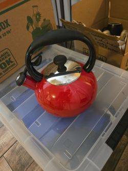 Tea kettle