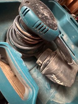 Makita random orbital Sander