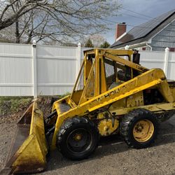 New Holland 779 Skid Steer 