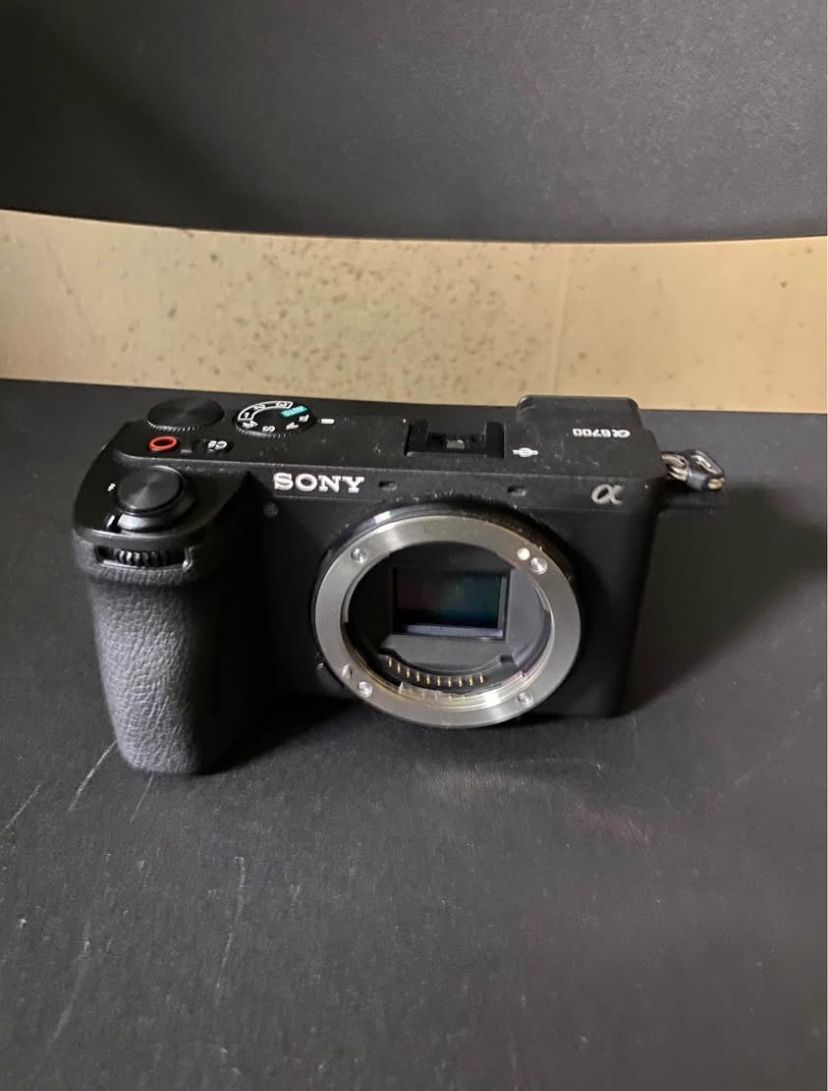 Sony A6700