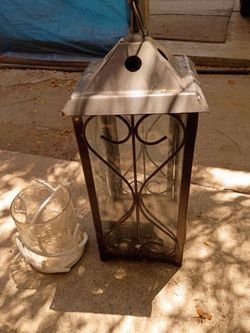 THE 2 CANDLE HOLDERS FOR $6 PICK UP IN SUN VALLEY
