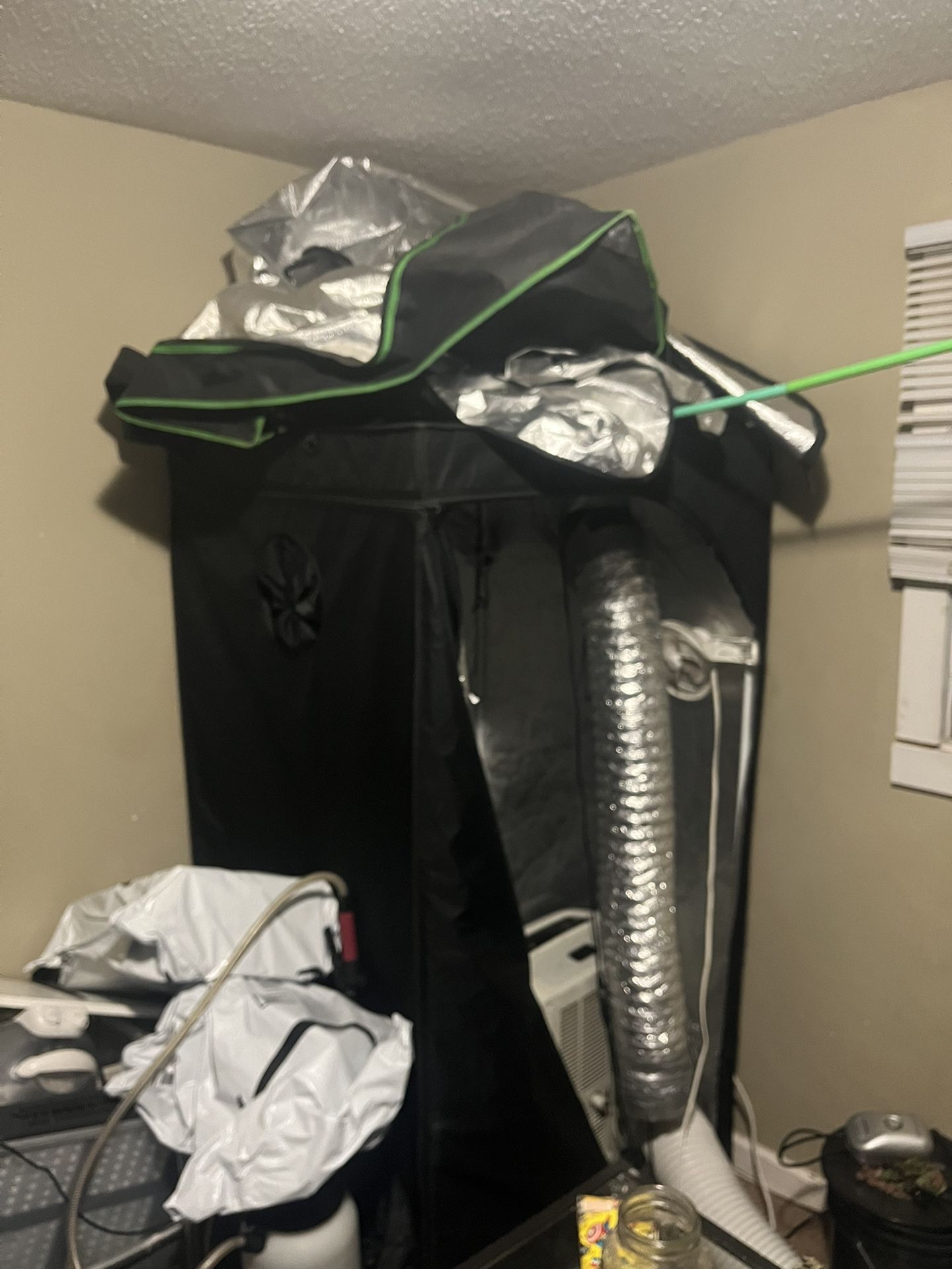 Grow Tent