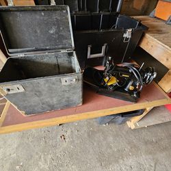 Singer sewing machine