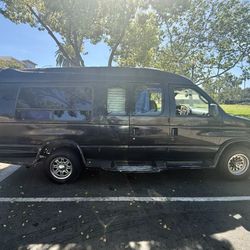 2006 Ford Econoline E250 Cargo Van - Runs Great price 