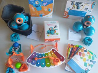 ($570 value if bought new) 2 Dash Robots + Launcher + Xylophone+ Challenge Cards + Hard Case