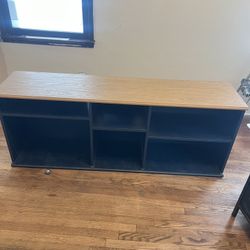 Free TV stand