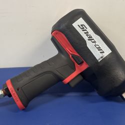 Snap-on Tools 1/2" Drive Air Impact Wrench (Red)
