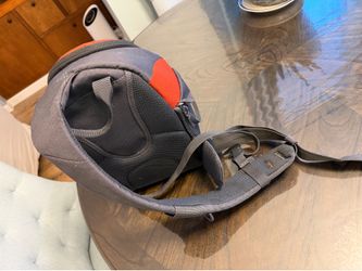 Vanguard Camera Sling Bag