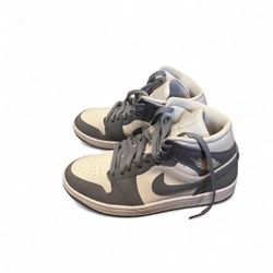 women’s jordan 1s stealth size 8.5