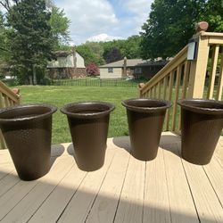 Very  Gorgeous 4 Flower pots 20 inch plastic