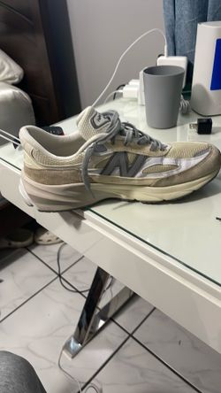 New balance shoes size 10.5
