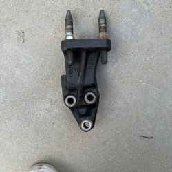 B20 Engine Mount 