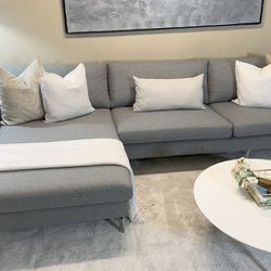 2 Piece Gray Sectional✨