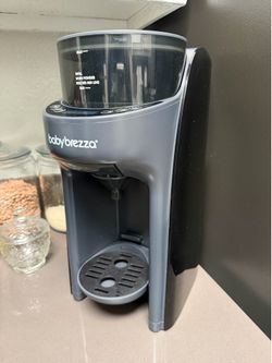 Baby Brezza Formula Dispenser Pro