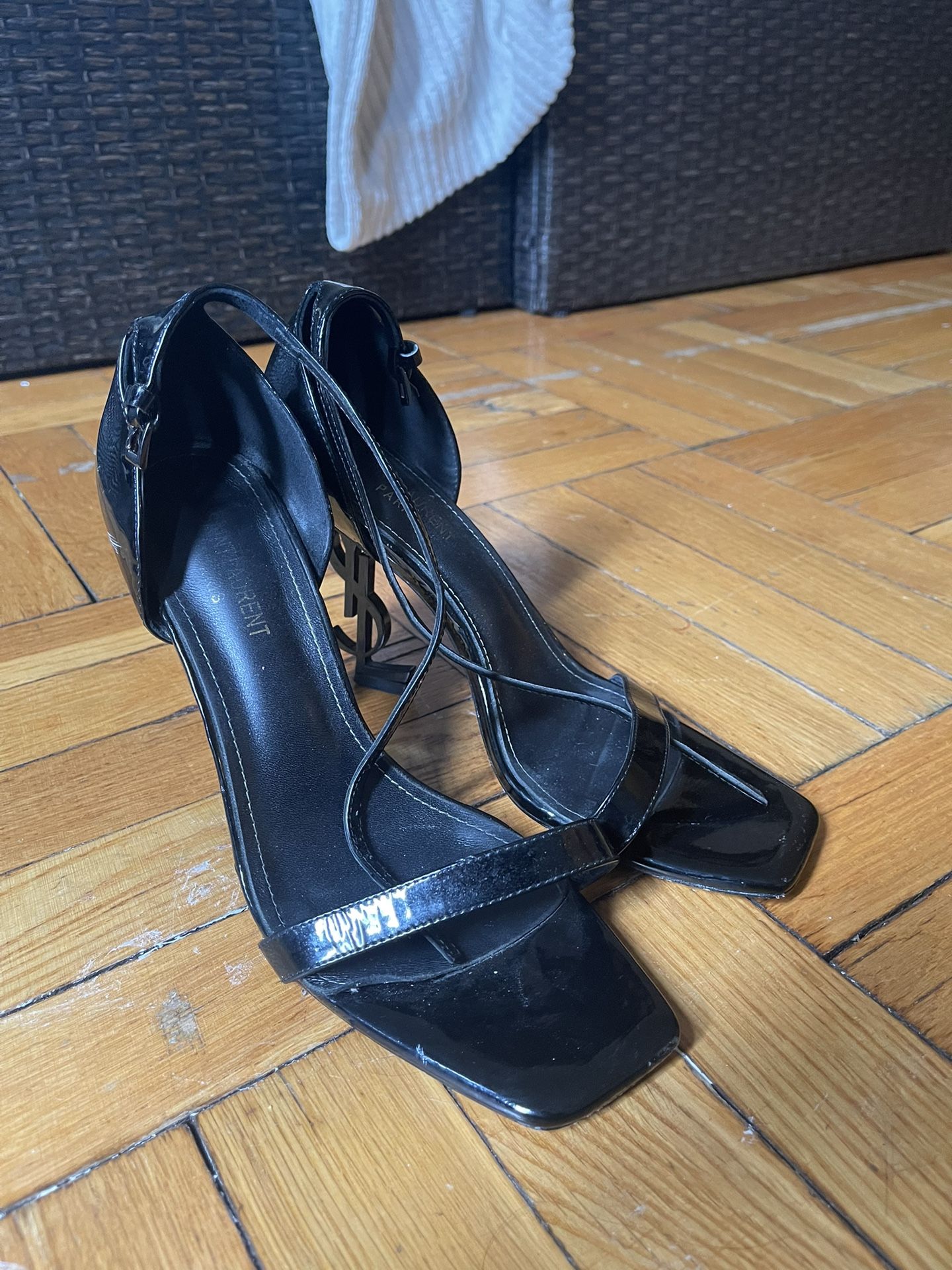 SAINT LAURENT PARIS FOR SALE