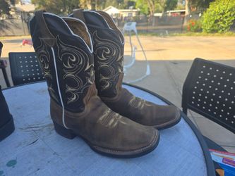 25dlls Botas Vaqueras De Ninos Size 6