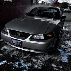 2004 Ford Mustang