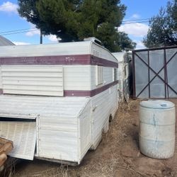 16 Foot Vintage Camp Trailer $1500