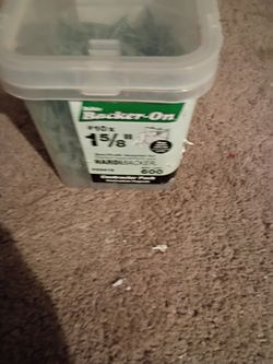 Screws 600 box