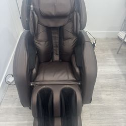 Smart Chair X3 4D Deep Tissue Full-Body Massage Chair.