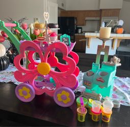 Tea party set & Play-Doh