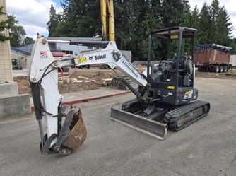 Bobcat E35I (Mini Excavator)