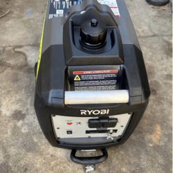 RYOBI 2,200 Starting Watt Gray Gasoline Powered Digital Inverter Generator