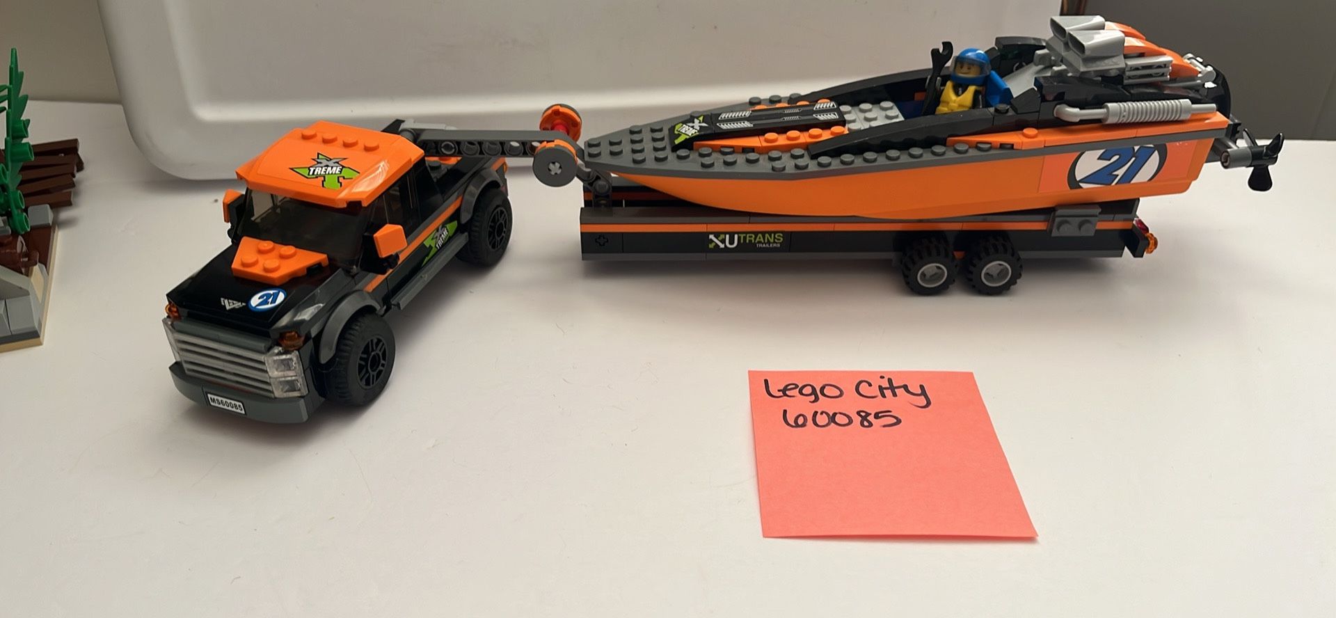 Lego City 60085 4x4 With Powerboat