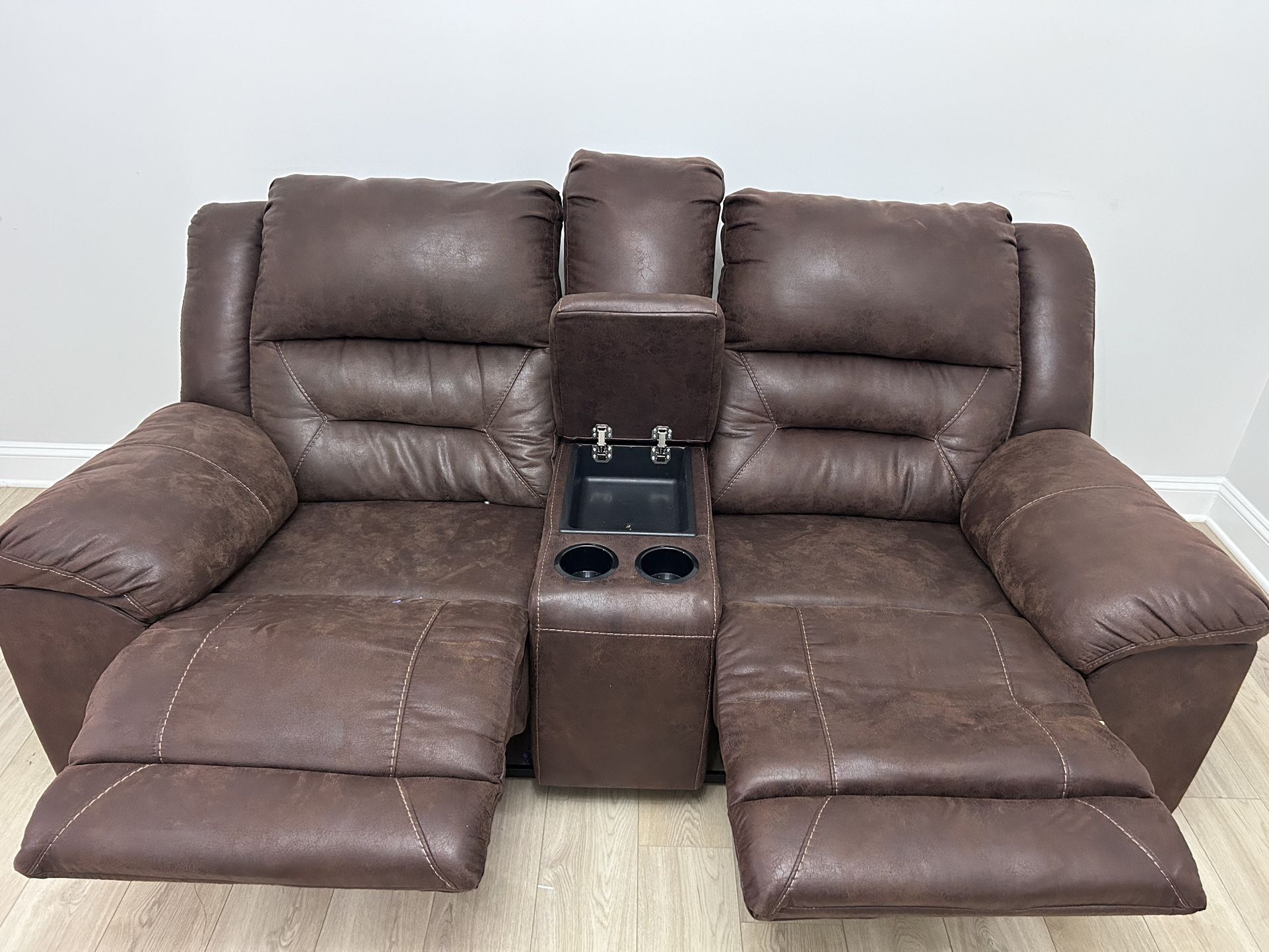Recliner Sofa (2 Sheet)