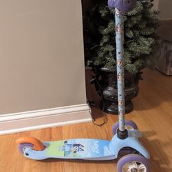 Bluey Kids  Scooter 