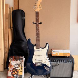 Fender Squire Strat with Amp and Microphone