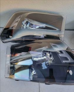 09-18 Ram Headlights Luces Micas Calaveras Faros Faroles Focos Headlamps