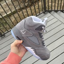 Jordan 5 wolf Grey 