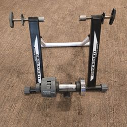 Bike trainer (Blackburn) 2