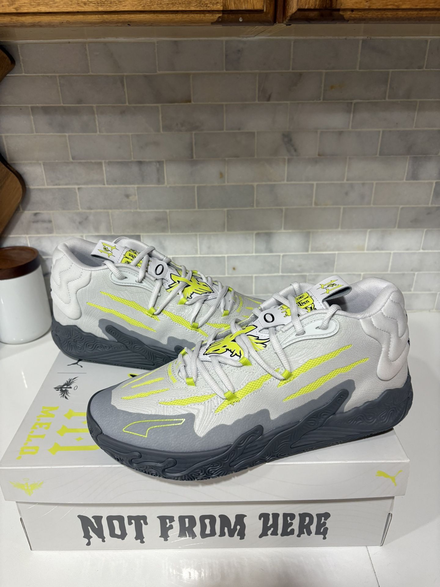 MB.3 “Hills” Size 11