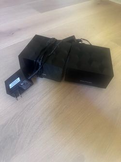 Netgear Nighthawk Mesh WiFi 6 – MR70 Router + MS70 Satellite