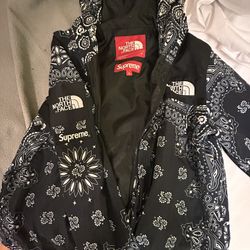 Supreme North Face Jacket. 