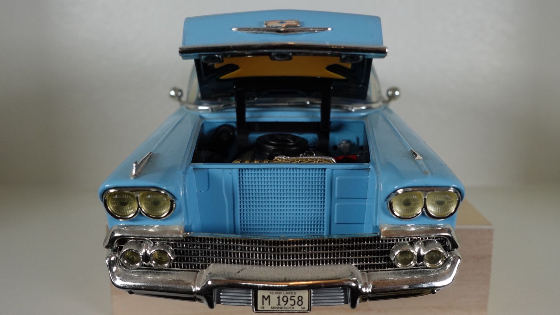 Ertl American Muscle Memories 1958 Chevy Impala Teal Coupe 1:18