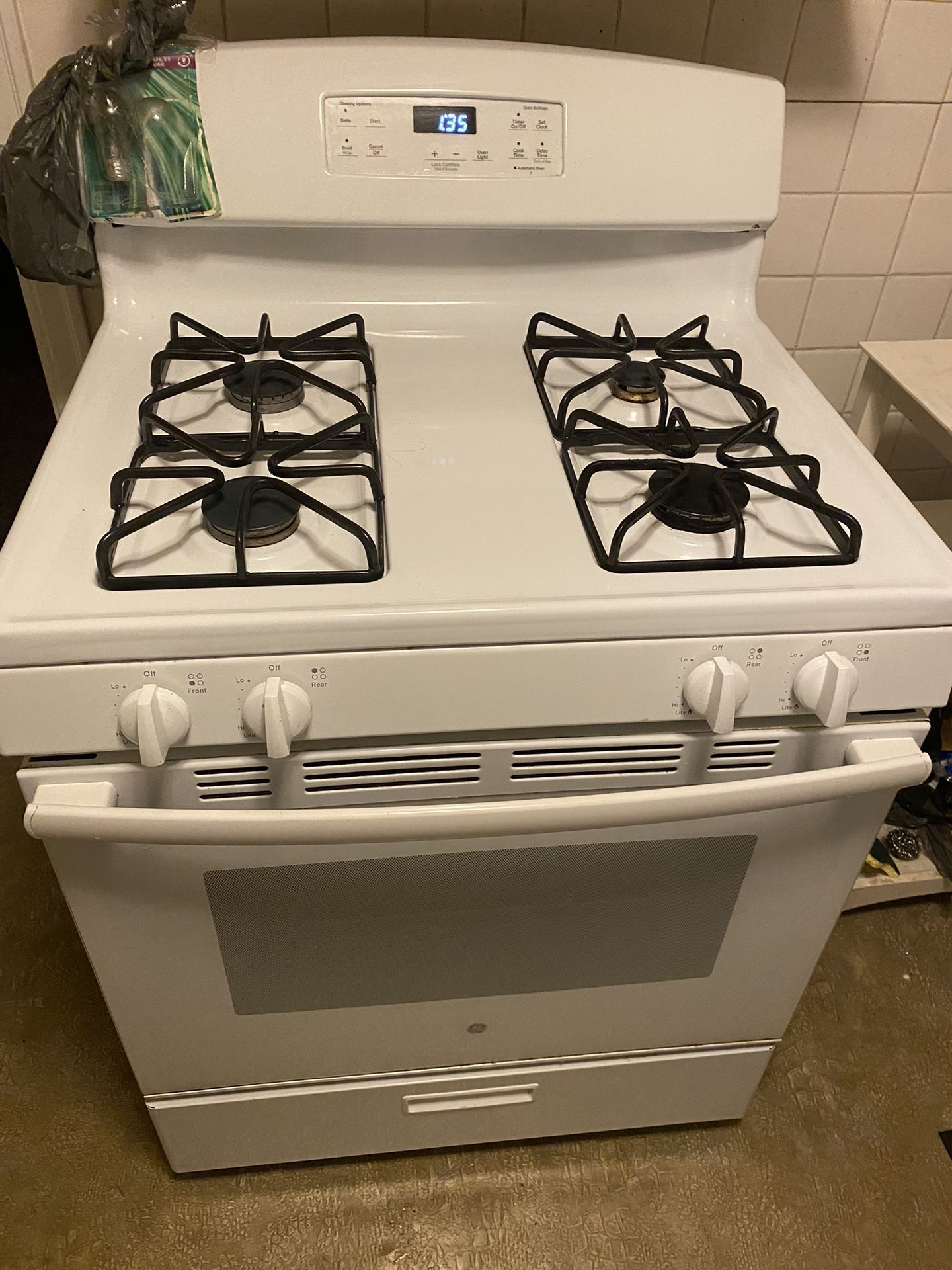 SOLD/ All 5 Are Sold. Free Standing Gas Range; Kitchen stove gas----(Currently 5 sold and now zero are remaining)