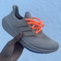 Adidas Ultraboost Light Men’s Size 11