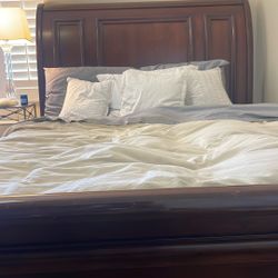 Queen Bed Frame 