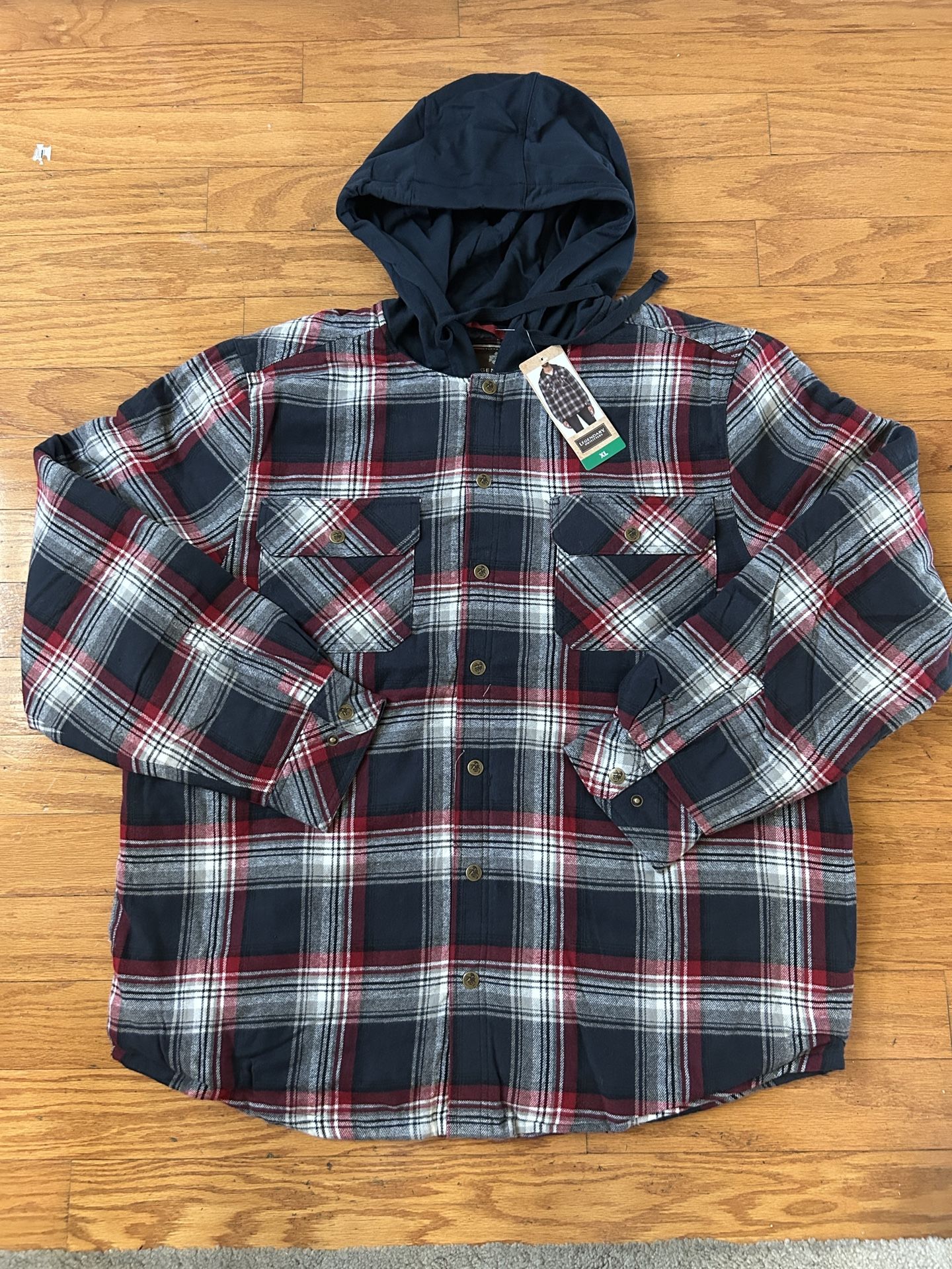 NWT Legendary Outfitter men’s shirt jacket with hood red Size XL